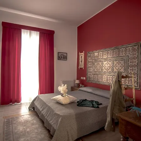 Ad Hoc Bed & Breakfast