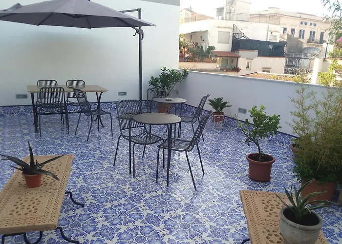 Alojamento de Acomodação e Pequeno-almoço Ad Hoc Palermo