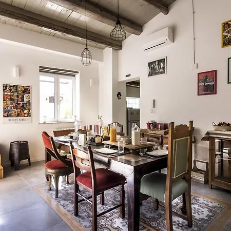 B&B Ad Hoc 4*